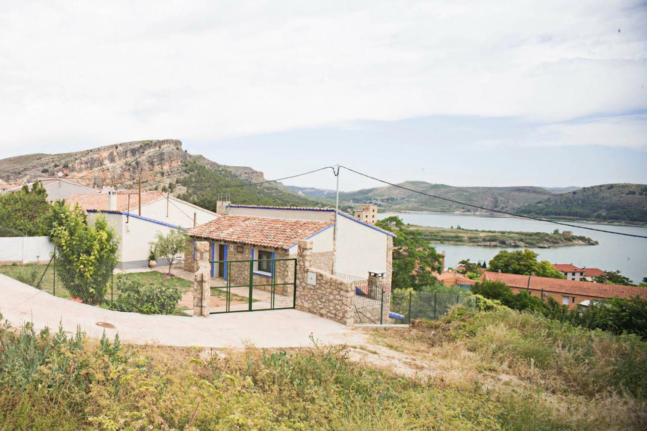 Casa Rural La Era Del Malano Nuévalos Exteriör bild